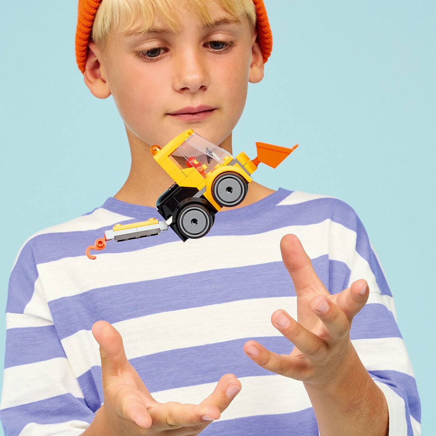 LEGO® City Voertuigen – Bouwlader - Minibouwspeelgoed met Minifiguur van een Bouwvakker - 60483