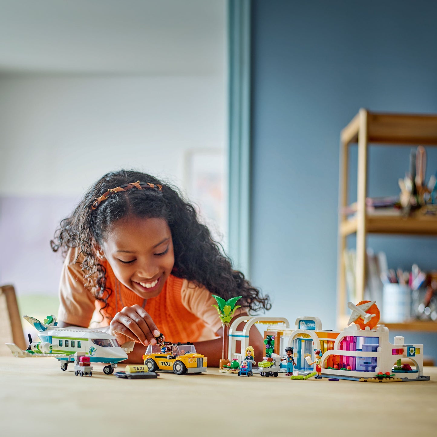 LEGO Heartlake City Vliegveld 42656 Friends