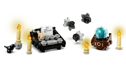 LEGO Wednesday Addams figuur 76780 Wednesday