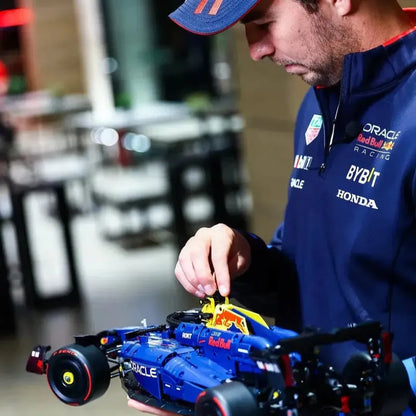 LEGO Red Bull Max Verstappen 42206 Technic (direct uit voorraad leverbaar)